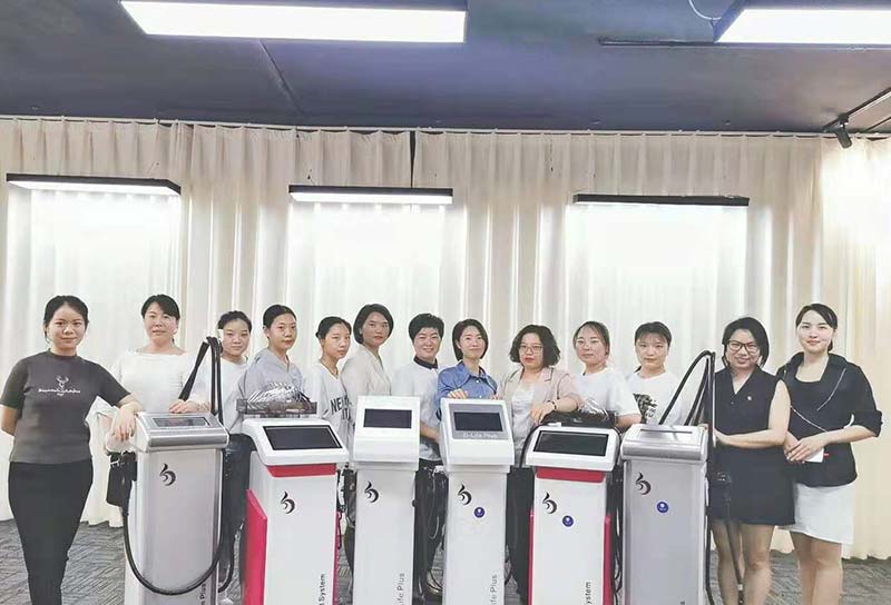 小氣泡美容儀器有什么作用？多久做一次更好？